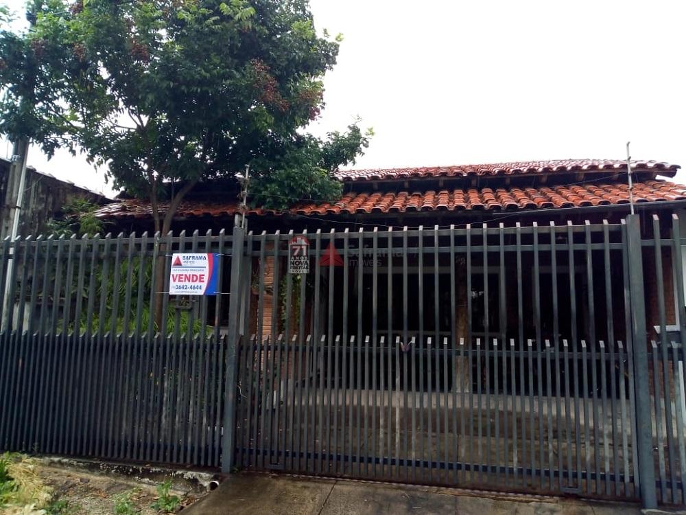 Casa / Padrão em Pindamonhangaba , Comprar por R$600.000,00