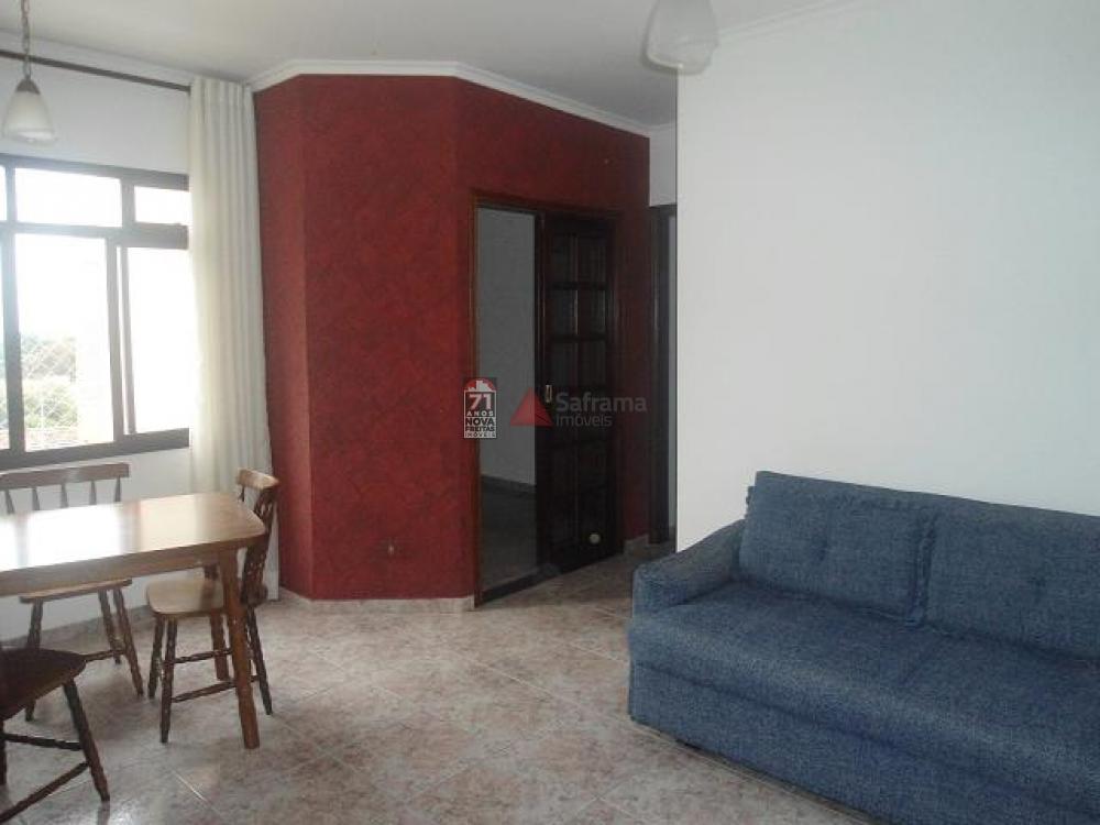 Apartamento / Padrão em Taubaté 