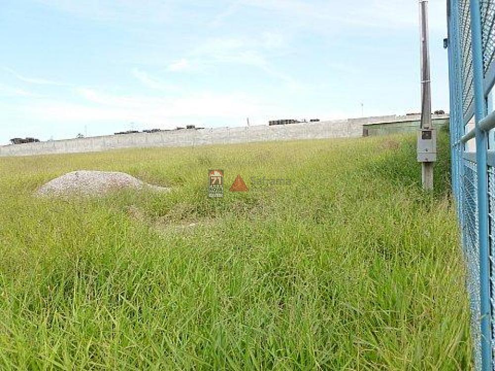 Terreno / Área em Caçapava Alugar por R$18.000,00