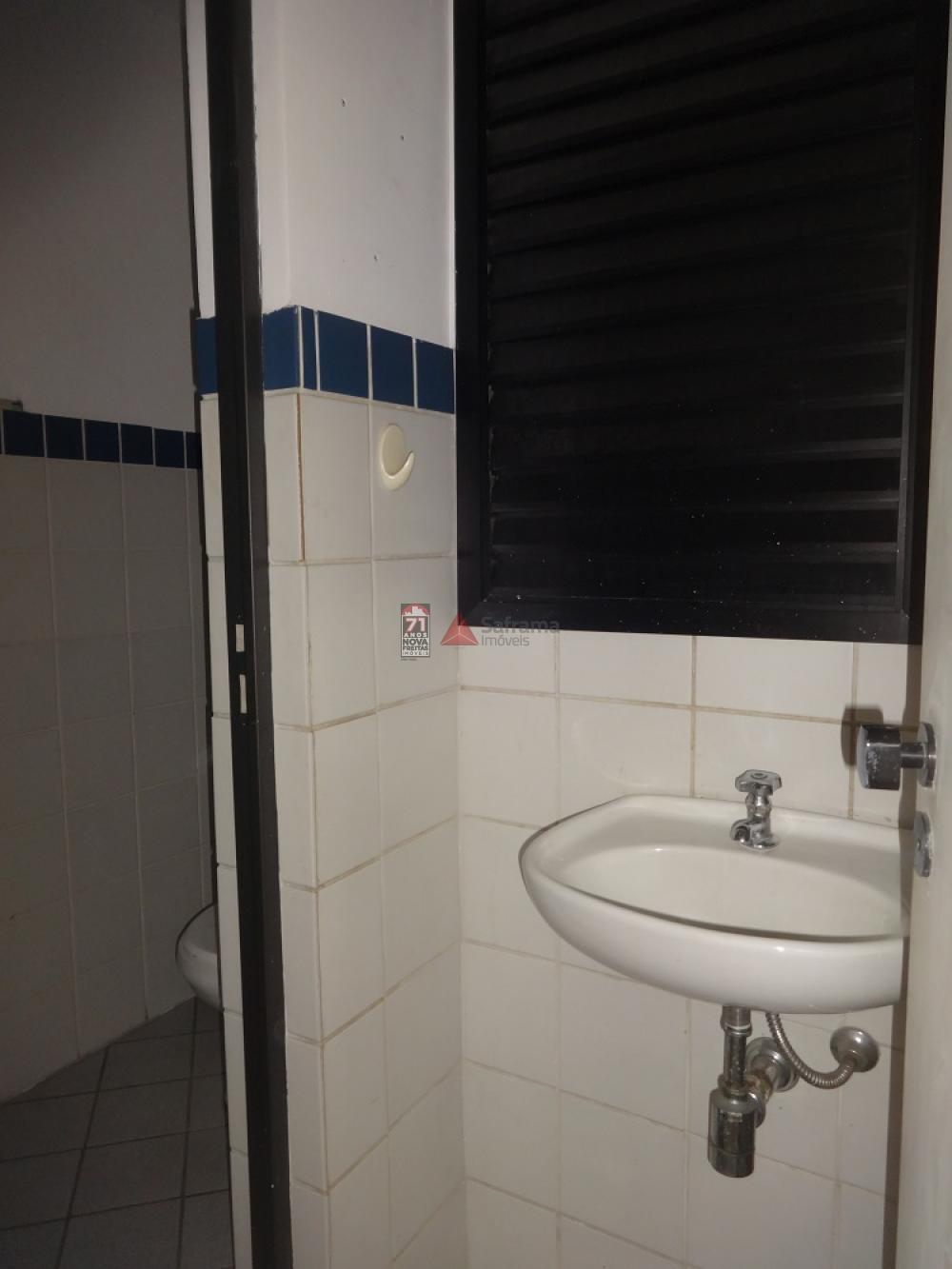 Alugar Comercial / Sala em condomínio em Pindamonhangaba apenas R$ 650,00 - Foto 3 Alugar Comercial / Sala em condomínio em Pindamonhangaba apenas R$ 650,00 - Foto 3