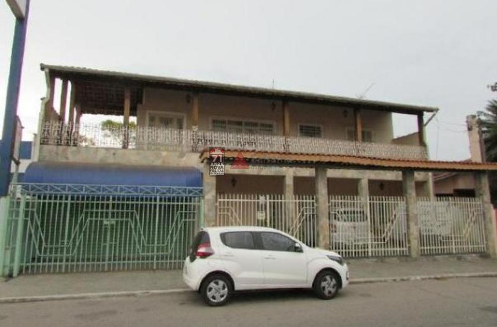 Casa / Sobrado Padrão em São José dos Campos 
