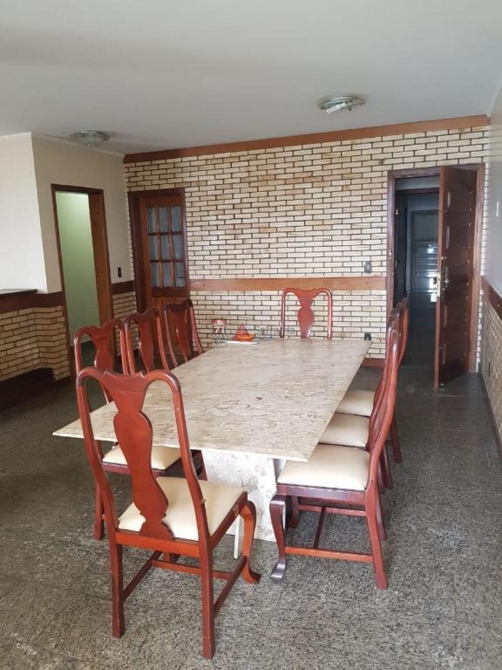Apartamento / Padrão em Caraguatatuba , Comprar por R$1.500.000,00