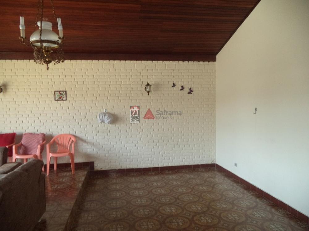 Comprar Casa / Padrão em Pindamonhangaba apenas R$ 450.000,00 - Foto 4 Comprar Casa / Padrão em Pindamonhangaba apenas R$ 450.000,00 - Foto 4