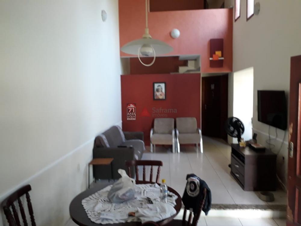 Comprar Casa / Padrão em Pindamonhangaba apenas R$ 480.000,00 - Foto 3 Comprar Casa / Padrão em Pindamonhangaba apenas R$ 480.000,00 - Foto 3