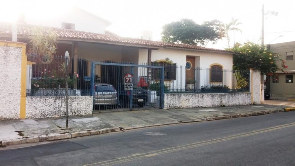 Casa / Padrão em Pindamonhangaba , Comprar por R$1.500.000,00