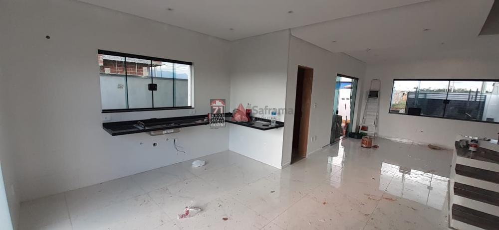 Comprar Casa / Sobrado em Pindamonhangaba apenas R$ 450.000,00 - Foto 3 Comprar Casa / Sobrado em Pindamonhangaba apenas R$ 450.000,00 - Foto 3