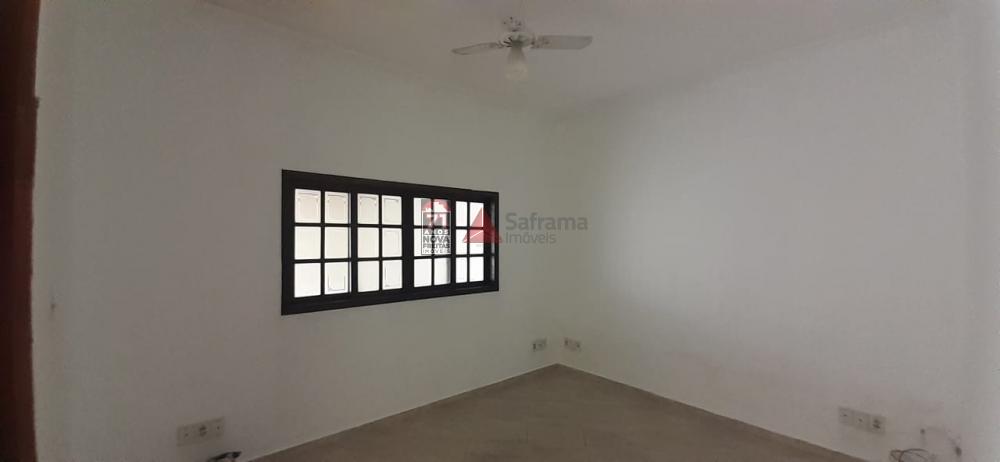 Comprar Casa / Padrão em Pindamonhangaba apenas R$ 220.000,00 - Foto 2 Comprar Casa / Padrão em Pindamonhangaba apenas R$ 220.000,00 - Foto 2