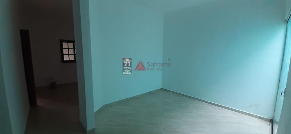 Comprar Casa / Padrão em Pindamonhangaba apenas R$ 220.000,00 - Foto 4 Comprar Casa / Padrão em Pindamonhangaba apenas R$ 220.000,00 - Foto 4