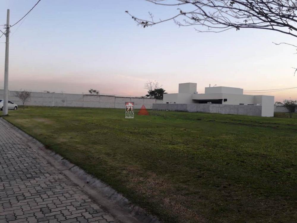 Comprar Terreno / Condomínio em Pindamonhangaba R$ 185.000,00 - Foto 1 Comprar Terreno / Condomínio em Pindamonhangaba R$ 185.000,00 - Foto 1