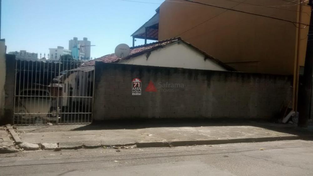 Casa / Padrão em São José dos Campos 