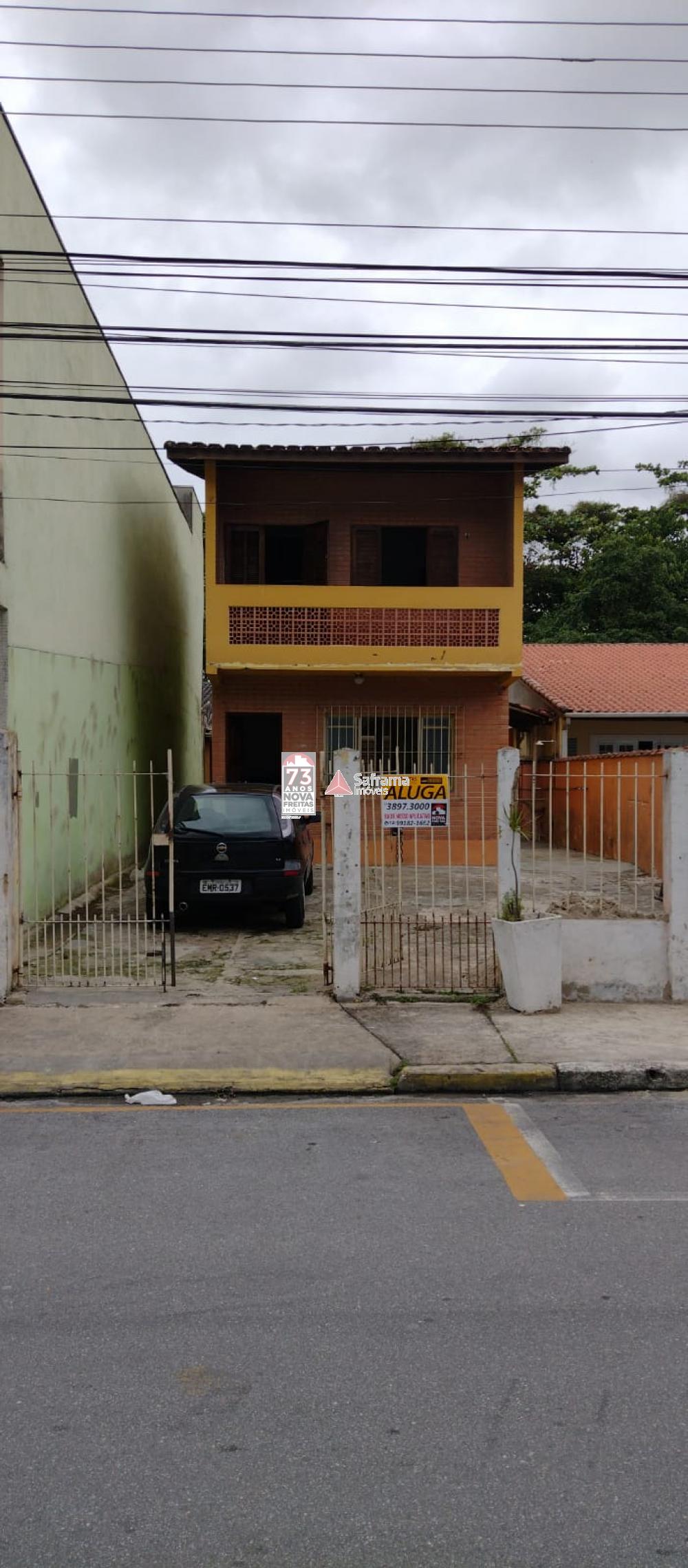 Comercial / Casa em Caraguatatuba Alugar por R$3.000,00