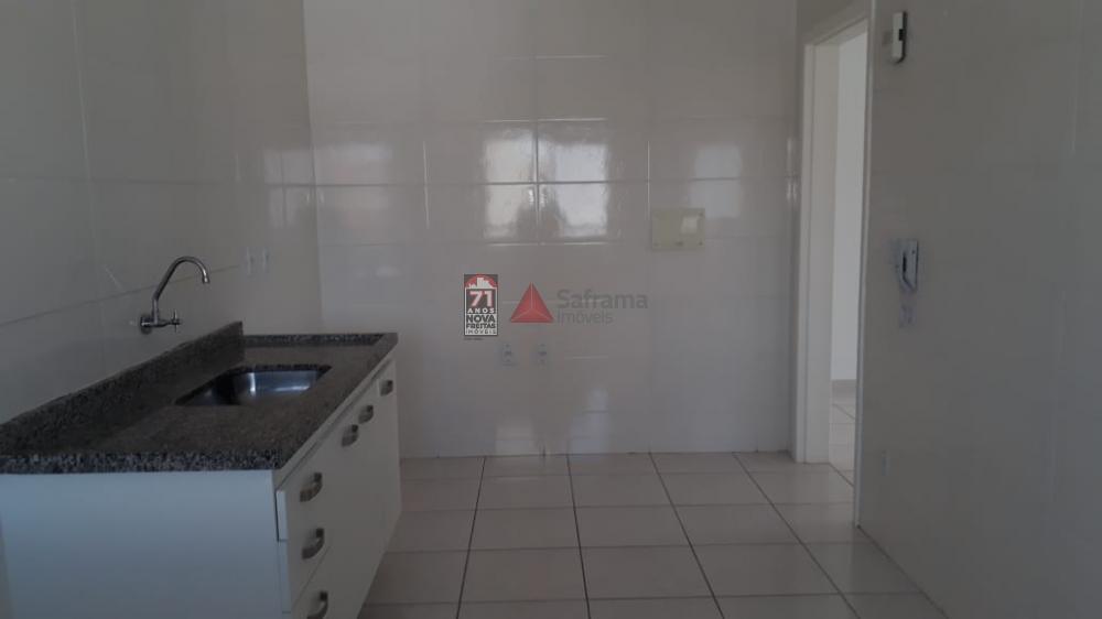 Alugar Apartamento / Padrão em Pindamonhangaba R$ 750,00 - Foto 4 Alugar Apartamento / Padrão em Pindamonhangaba R$ 750,00 - Foto 4