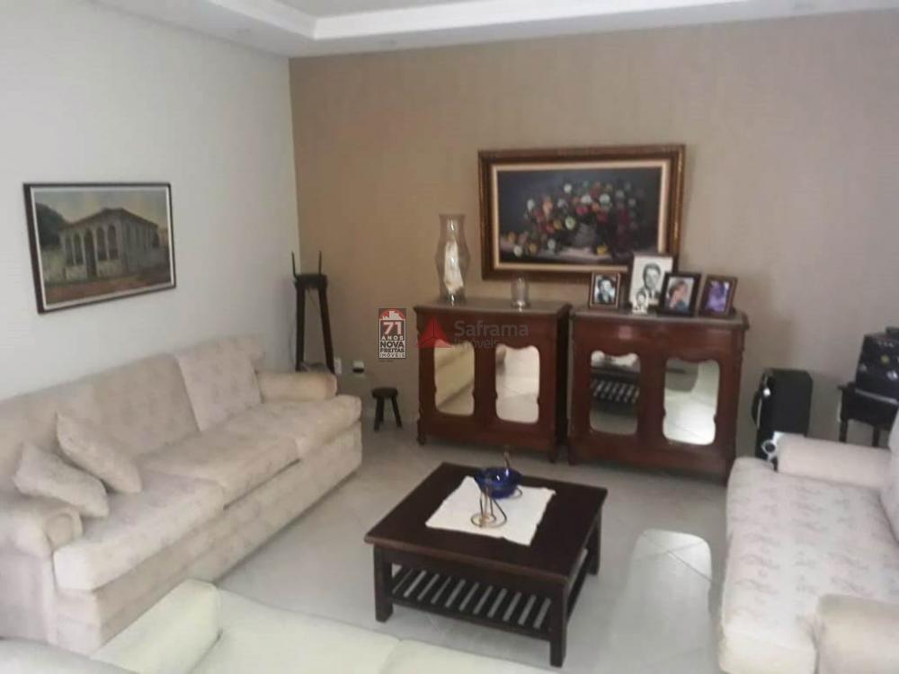 Comprar Casa / Condomínio em Pindamonhangaba R$ 900.000,00 - Foto 2 Comprar Casa / Condomínio em Pindamonhangaba R$ 900.000,00 - Foto 2