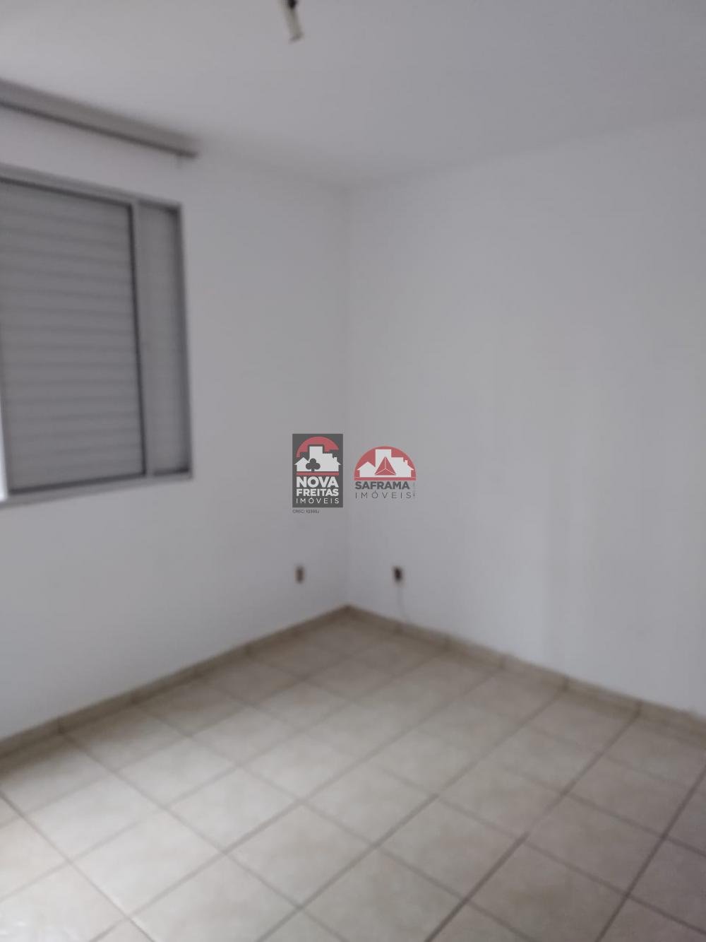 Alugar Apartamento / Padrão em São José dos Campos R$ 1.500,00 - Foto 8