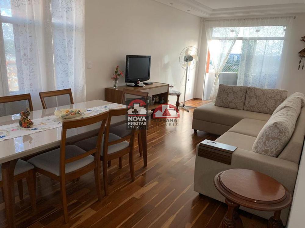 Apartamento / Padrão em Jacareí , Comprar por R$630.000,00