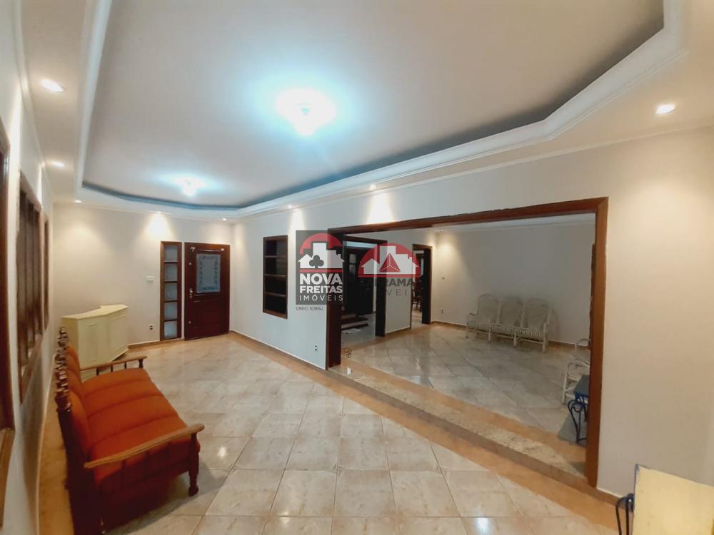 Comprar Casa / Sobrado Padrão em Pindamonhangaba R$ 950.000,00 - Foto 5