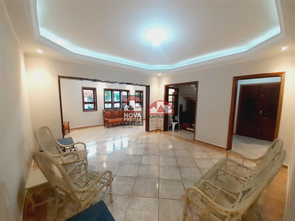 Comprar Casa / Sobrado Padrão em Pindamonhangaba R$ 950.000,00 - Foto 6