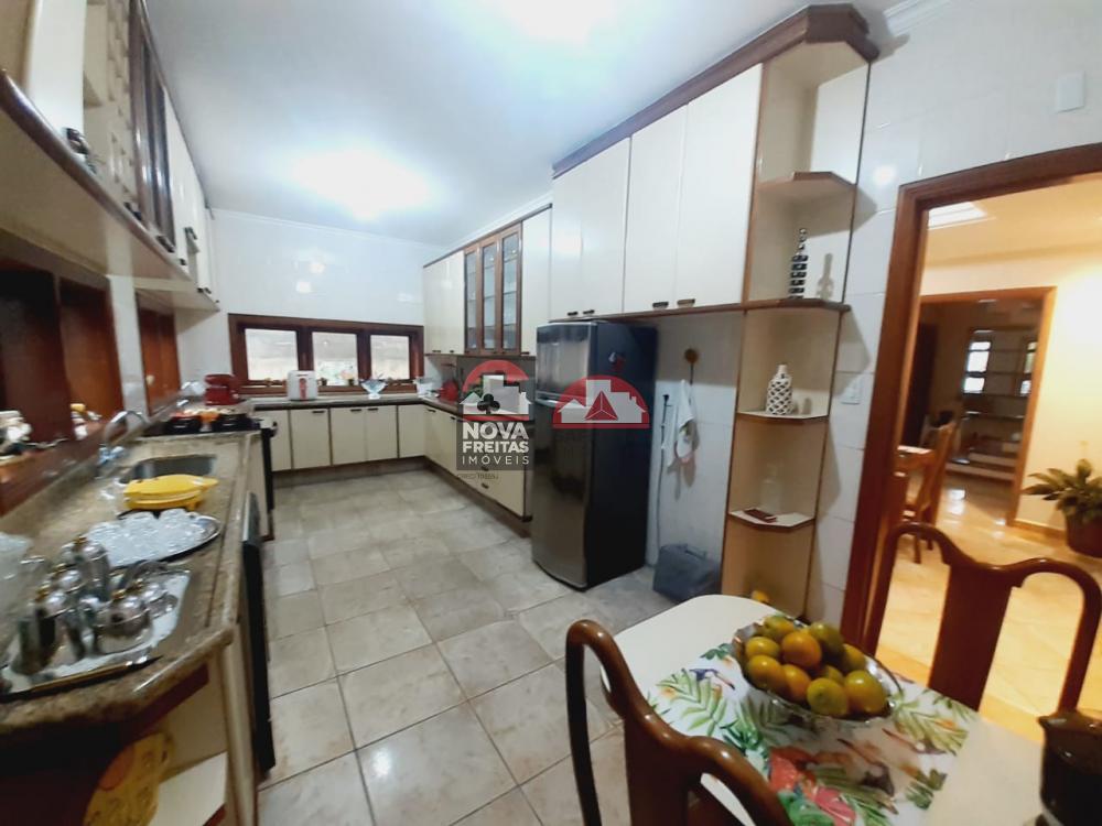 Comprar Casa / Sobrado Padrão em Pindamonhangaba R$ 950.000,00 - Foto 24