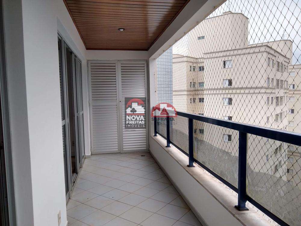 Alugar Apartamento / Cobertura em São José dos Campos R$ 4.000,00 - Foto 1