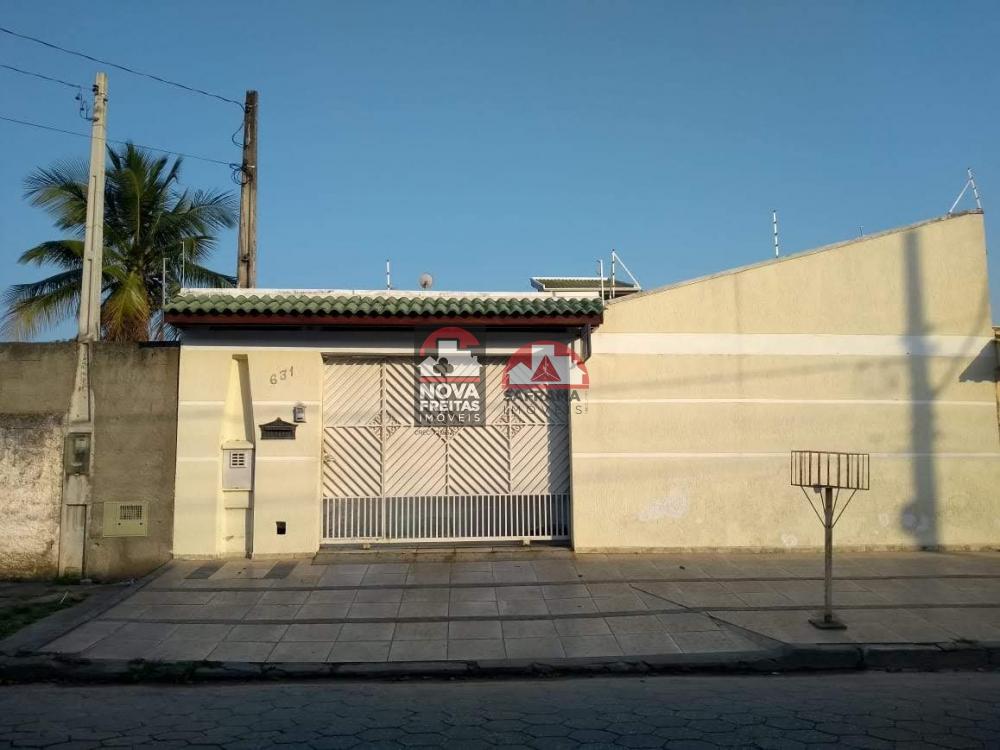 Casa / Sobrado Padrão em Caraguatatuba Alugar por R$5.000,00