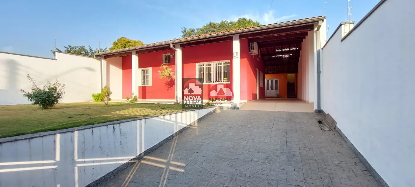 Comprar Casa / Padrão em Pindamonhangaba R$ 600.000,00 - Foto 1