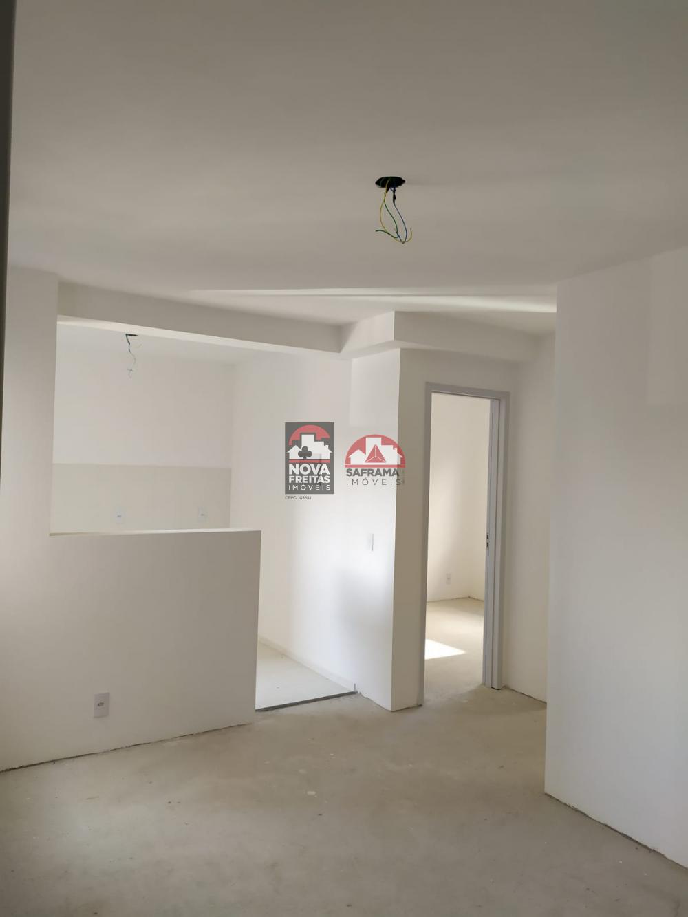 Apartamento / Padrão em Pindamonhangaba , Comprar por R$125.000,00