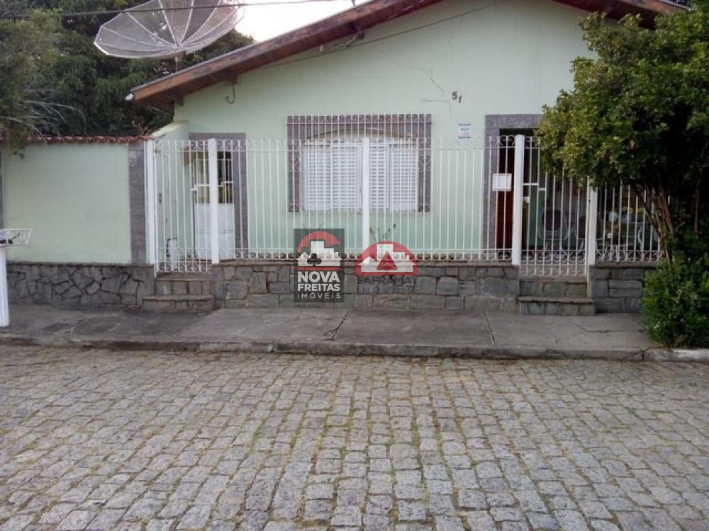 Casa / Padrão em Pindamonhangaba , Comprar por R$800.000,00
