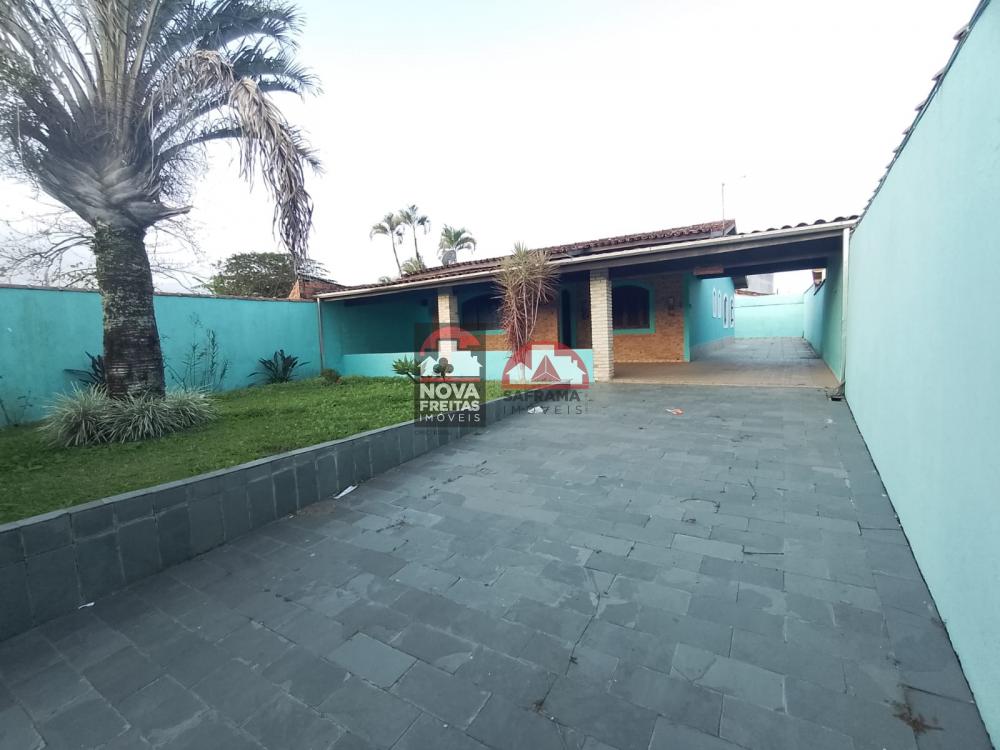 Casa / Padrão em Caraguatatuba , Comprar por R$490.000,00