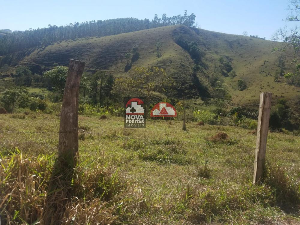 Terreno / Padrão em Jacareí 