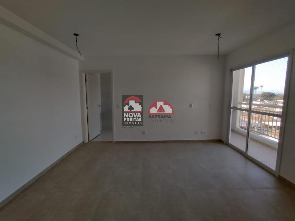 Apartamento / Cobertura em Pindamonhangaba , Comprar por R$290.000,00