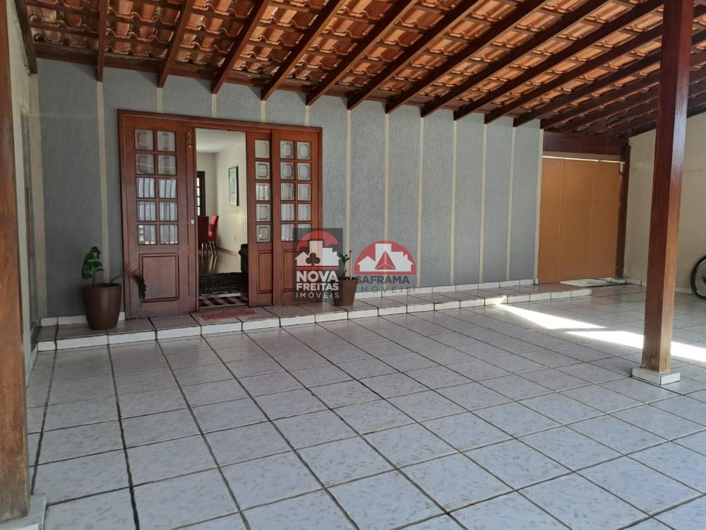 Casa / Padrão em Pindamonhangaba , Comprar por R$590.000,00
