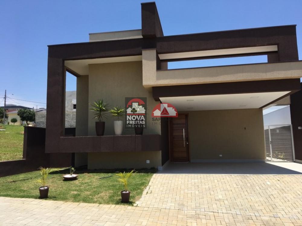 Casa / Condomínio em Caçapava Alugar por R$6.200,00