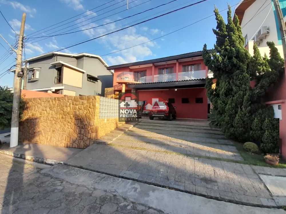 Casa / Condomínio em Jacareí Alugar por R$6.500,00