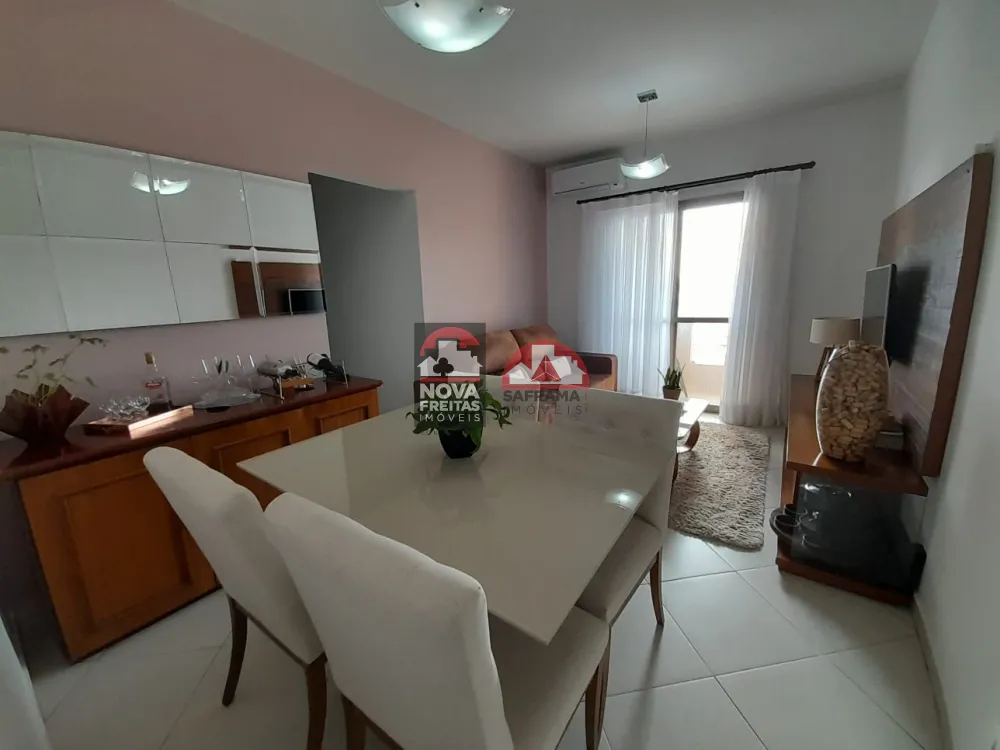 Apartamento / Padrão em Jacareí , Comprar por R$280.000,00