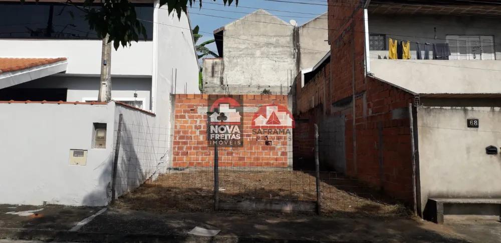 Terreno / Padrão em Jacareí , Comprar por R$175.000,00