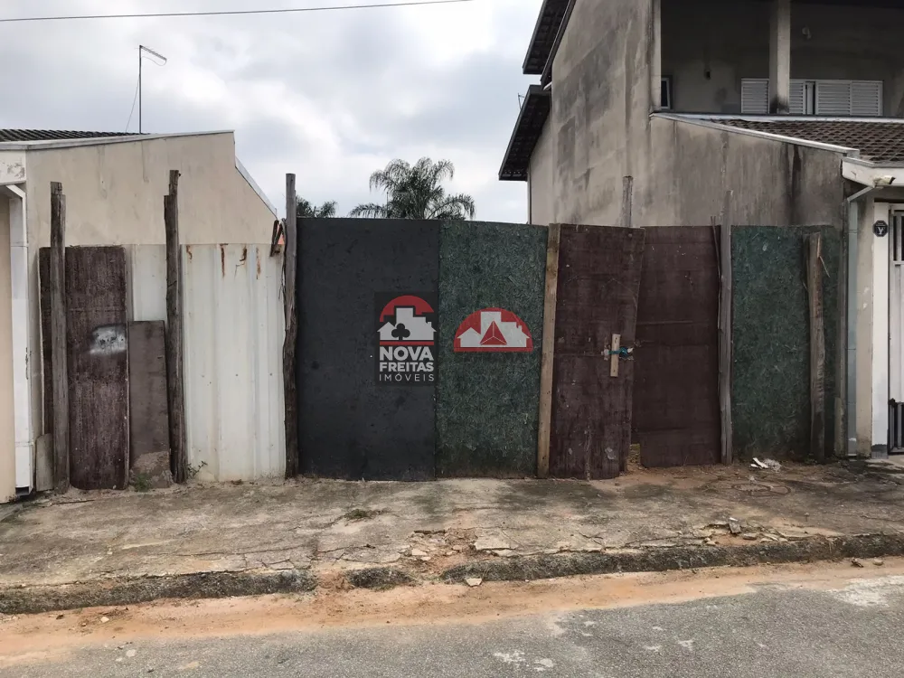 Terreno / Padrão em Jacareí , Comprar por R$180.000,00