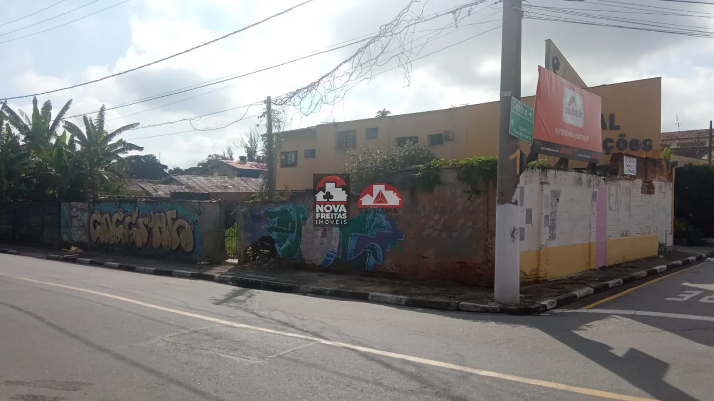 Terreno / Padrão em Pindamonhangaba , Comprar por R$390.000,00