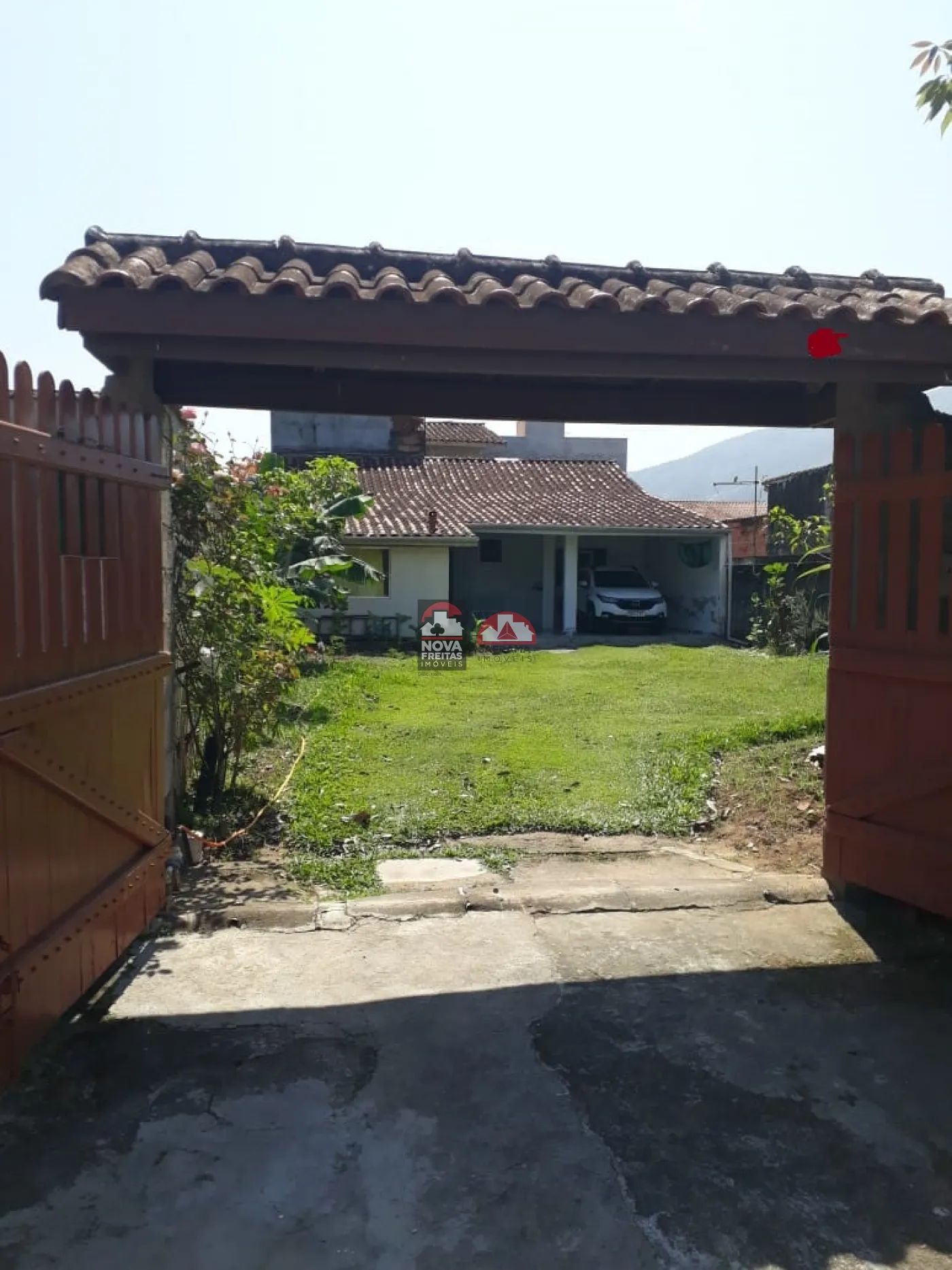 Casa / Padrão em Caraguatatuba , Comprar por R$375.000,00