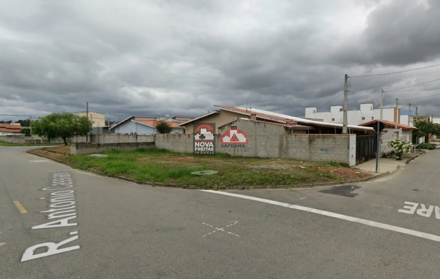 Terreno / Padrão em Pindamonhangaba , Comprar por R$102.000,00