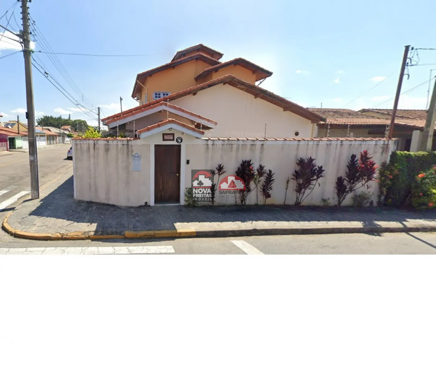Casa / Sobrado Padrão em Jacareí , Comprar por R$750.000,00