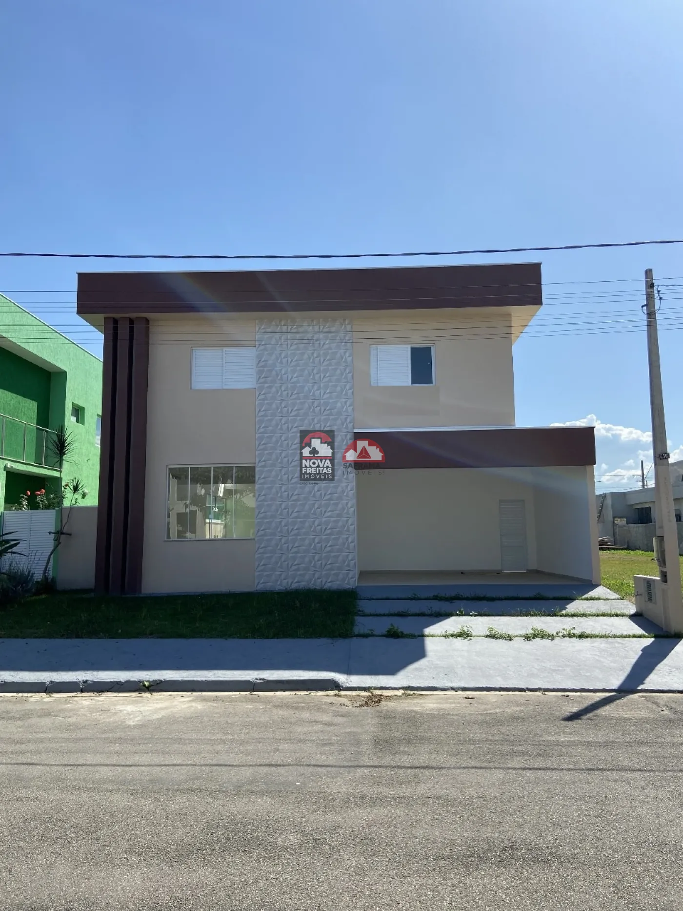 Casa / Sobrado Condomínio em Caçapava Alugar por R$5.000,00