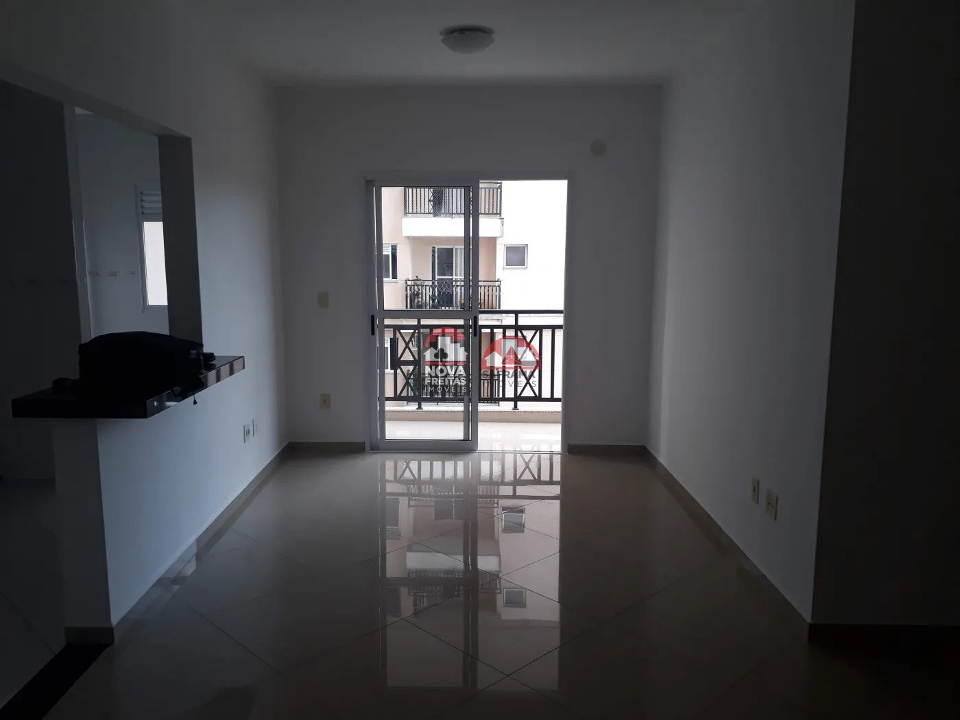 Apartamento / Padrão em Pindamonhangaba Alugar por R$1.900,00