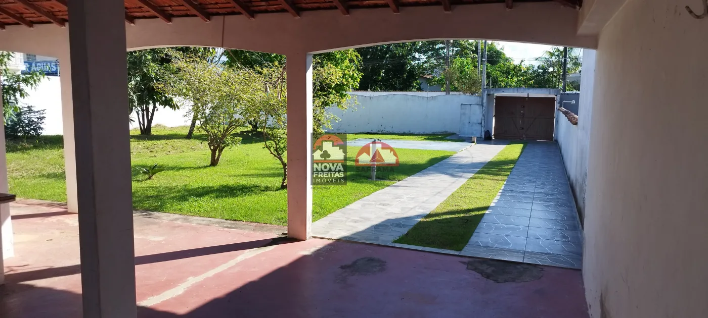 Casa / Padrão em Caraguatatuba Alugar por R$3.500,00