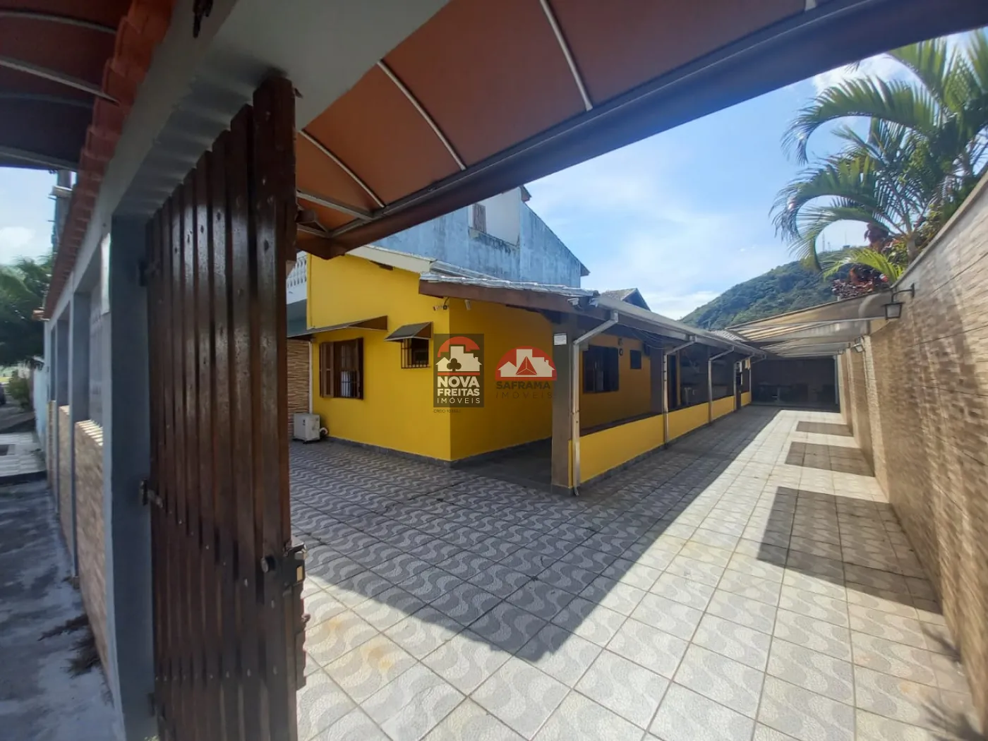 Casa / Padrão em Caraguatatuba , Comprar por R$740.000,00