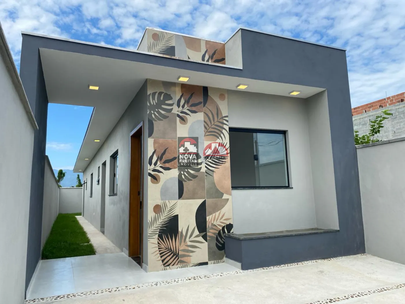 Casa / Padrão em Caraguatatuba , Comprar por R$305.000,00