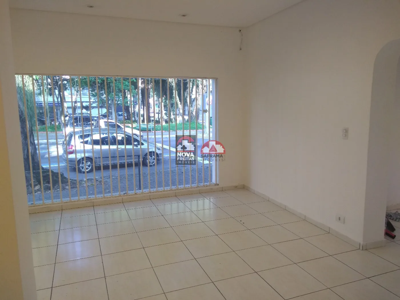 Comercial / Ponto em São José dos Campos , Comprar por R$2.700.000,00