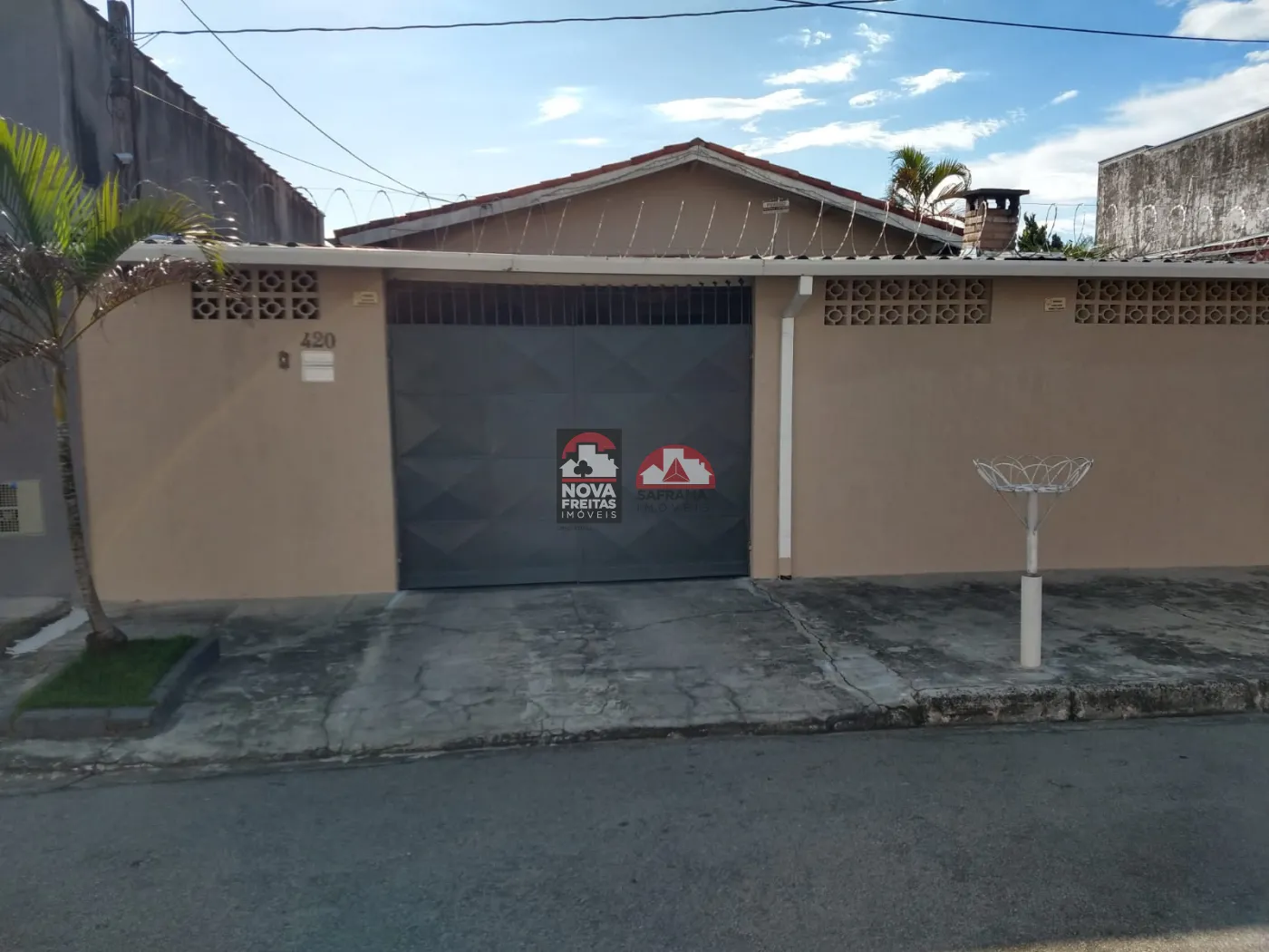Casa / Padrão em Taubaté , Comprar por R$385.000,00