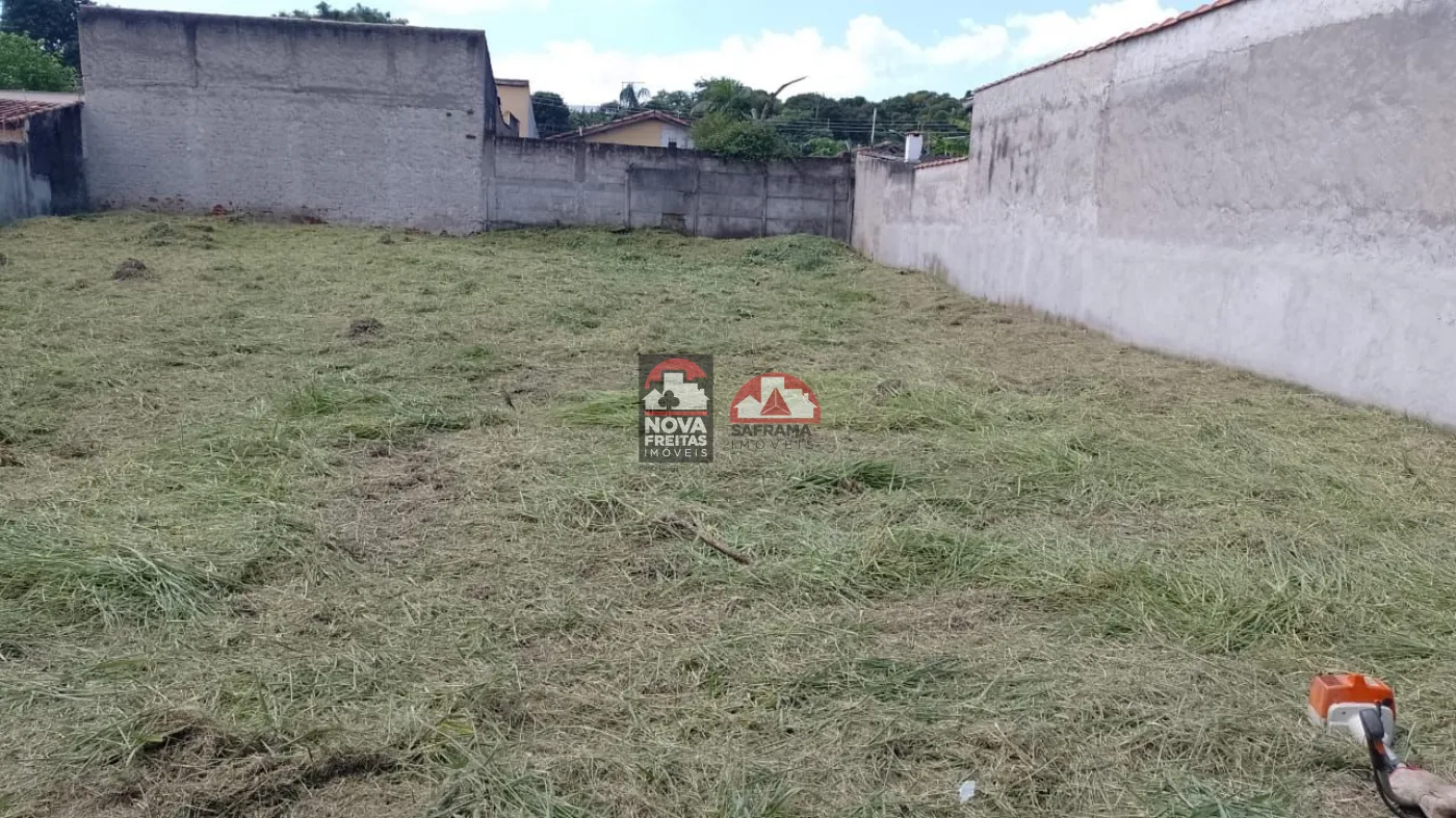 Terreno / Padrão em Pindamonhangaba , Comprar por R$250.000,00