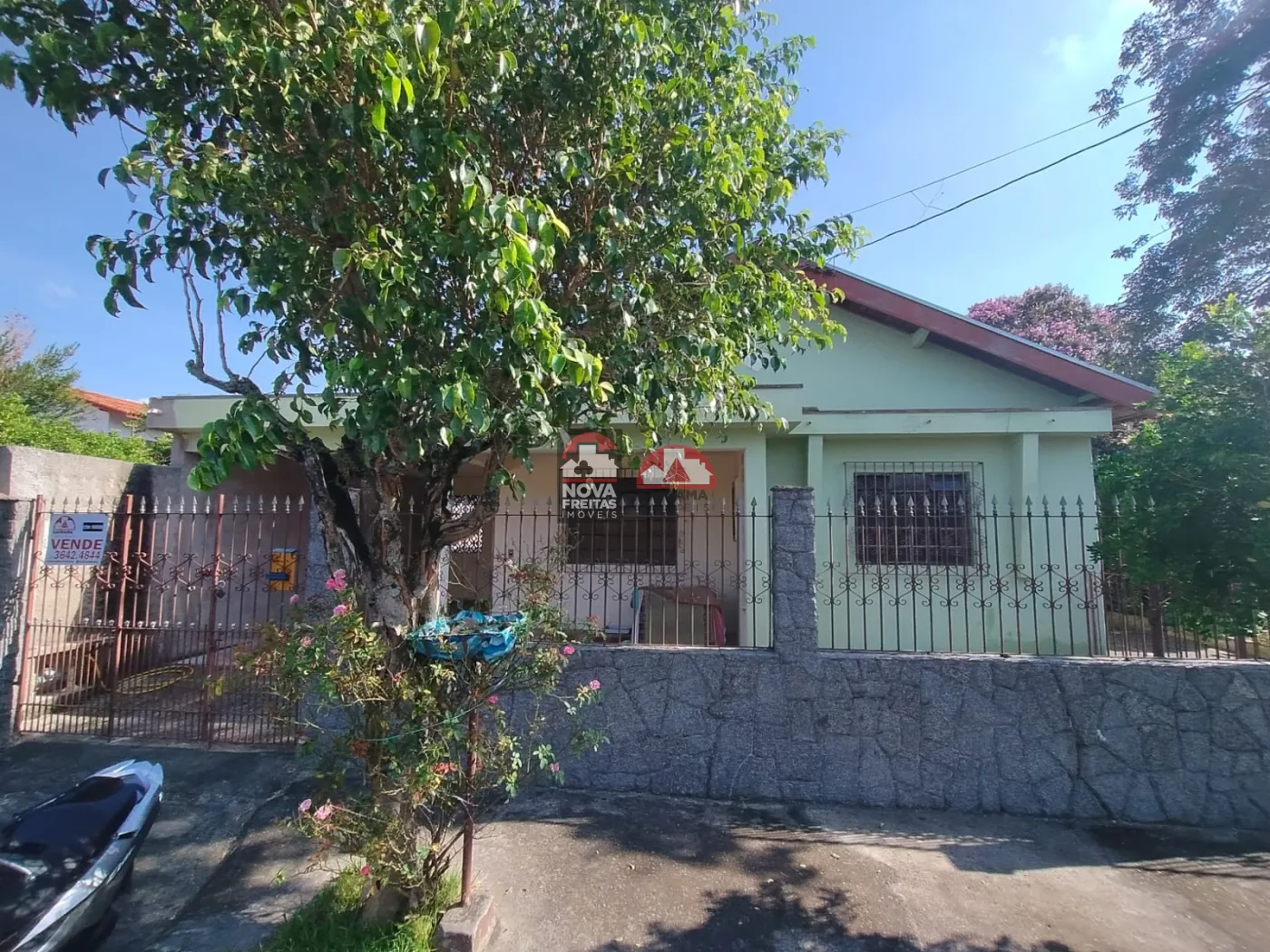 Casa / Padrão em Pindamonhangaba , Comprar por R$230.000,00