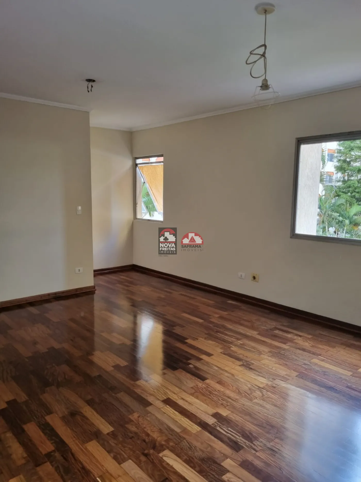 Apartamento / Padrão em São José dos Campos Alugar por R$2.150,00